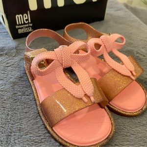 mini melissa size 10